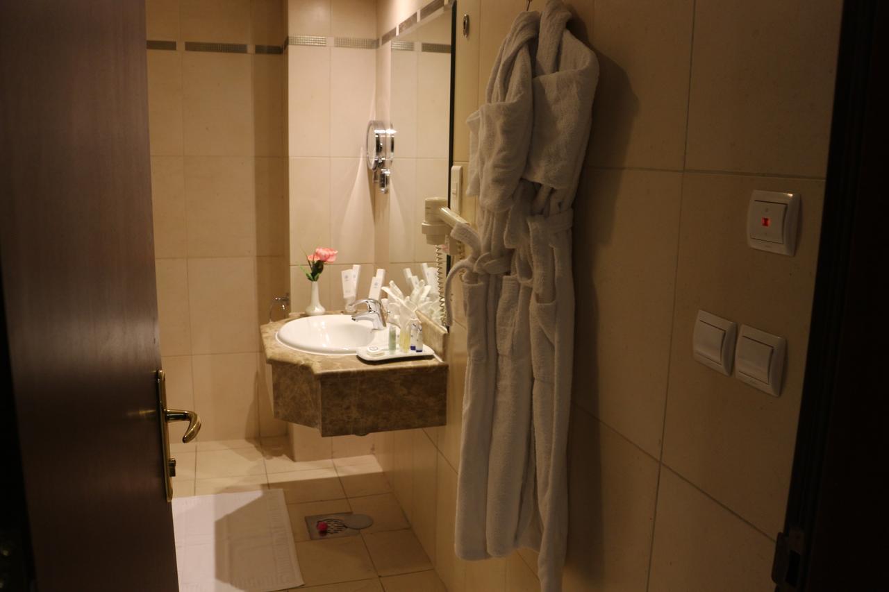 Province Al Sham Hotel Медина Экстерьер фото